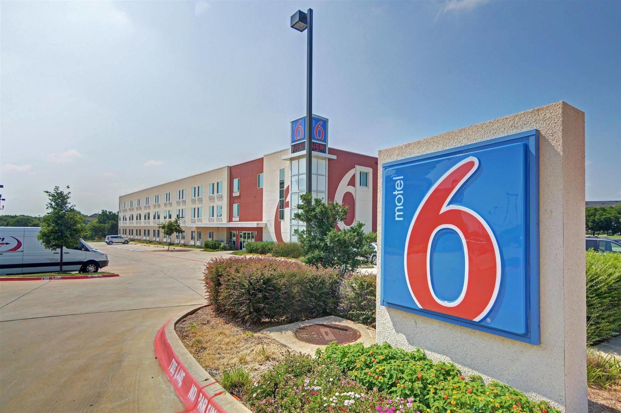 6-roanoke, Tx - Northlake - Speedway Hotel 2*